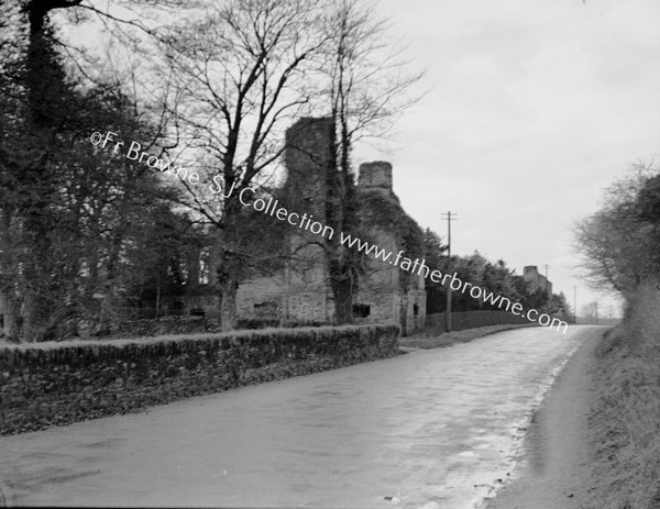 OLD BRIDGE OVER RIVER LIFFEY AT NEW BRIDGE